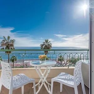 https://seaview-promenade-des-anglais-60m-terrace-2br.fr-provencehotel.com